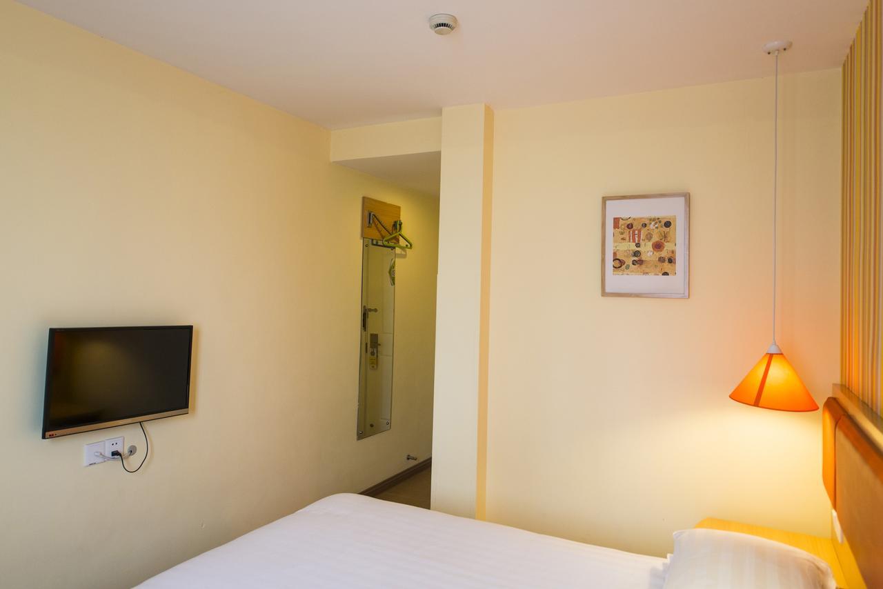 Home Inn Guiyang Zunyi Road Zewnętrze zdjęcie